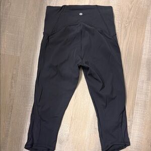 Lululemon Black Cropped Leggings